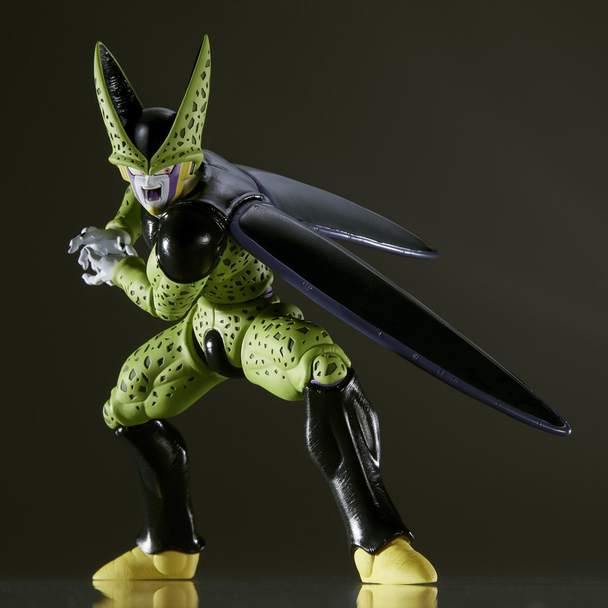 Cell (Vs. Super Saiyan Son Gohan) Match Makers Dragon Ball Z Figure Banpresto Bandai