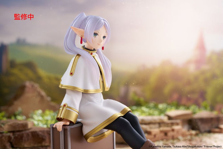 Frieren Desktop Cute Figure (Trunk Case Ver.) from Frieren: Beyond Journey&