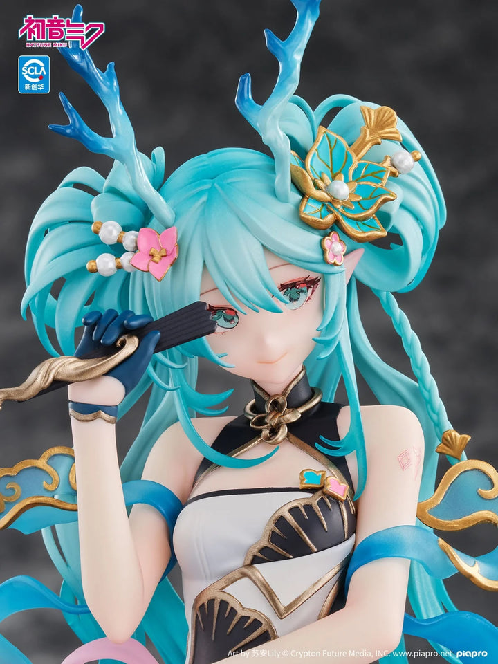 Hatsune Miku (Azure Dragon Ver.) 1/7 Scale Vocaloid Figure Kaiyodo