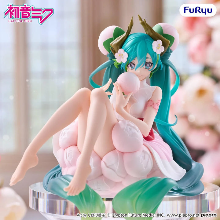 Hatsune Miku (Flower Fairy White Plum Blossom) Noodle Stopper Vocaloid Figure FuRyu