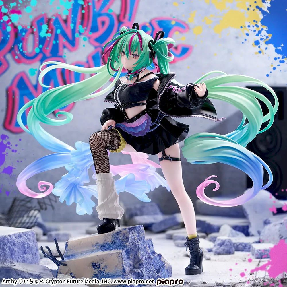 Hatsune Miku (Punk!) FiGURiZMa Vocaloid Figure Sega