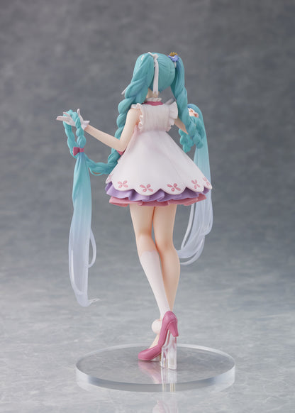 Hatsune Miku (Rapunzel) Wonderland Vocaloid Figure Taito