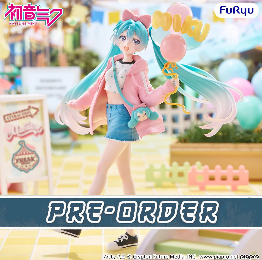 Hatsune Miku (Theme Park Date Ver.) Muchute Vocaloid Figure FuRyu
