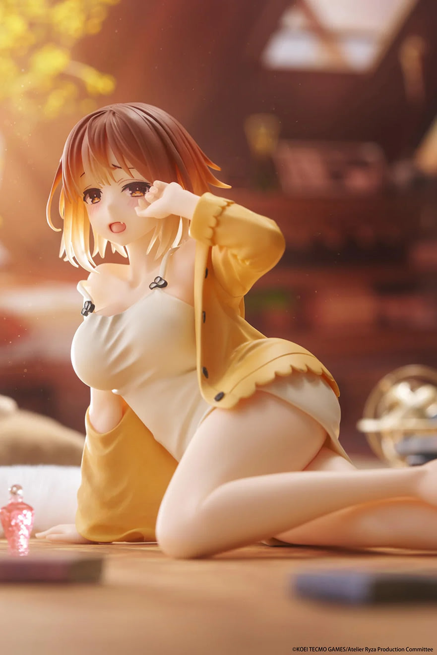 Ryza (Nightwear Ver.) Desktop Cute Atelier Ryza: Ever Darkness &amp; the Secret Hideout Figure Taito