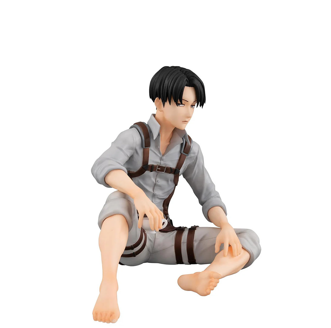 Squad Captain Levi Palm-Sized G.E.M. Series Attack on Titan Figure MegaHouse